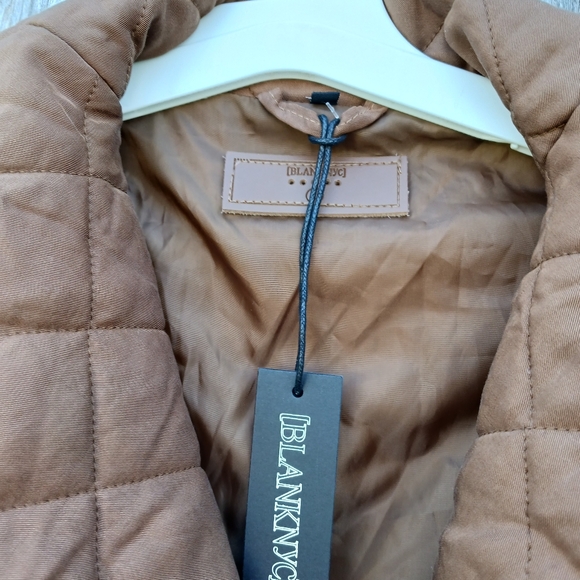 BLANK NYC Women’s Cropped Tencel Quilted Jacket Brown Size Large New With Tags - Picture 4 of 6